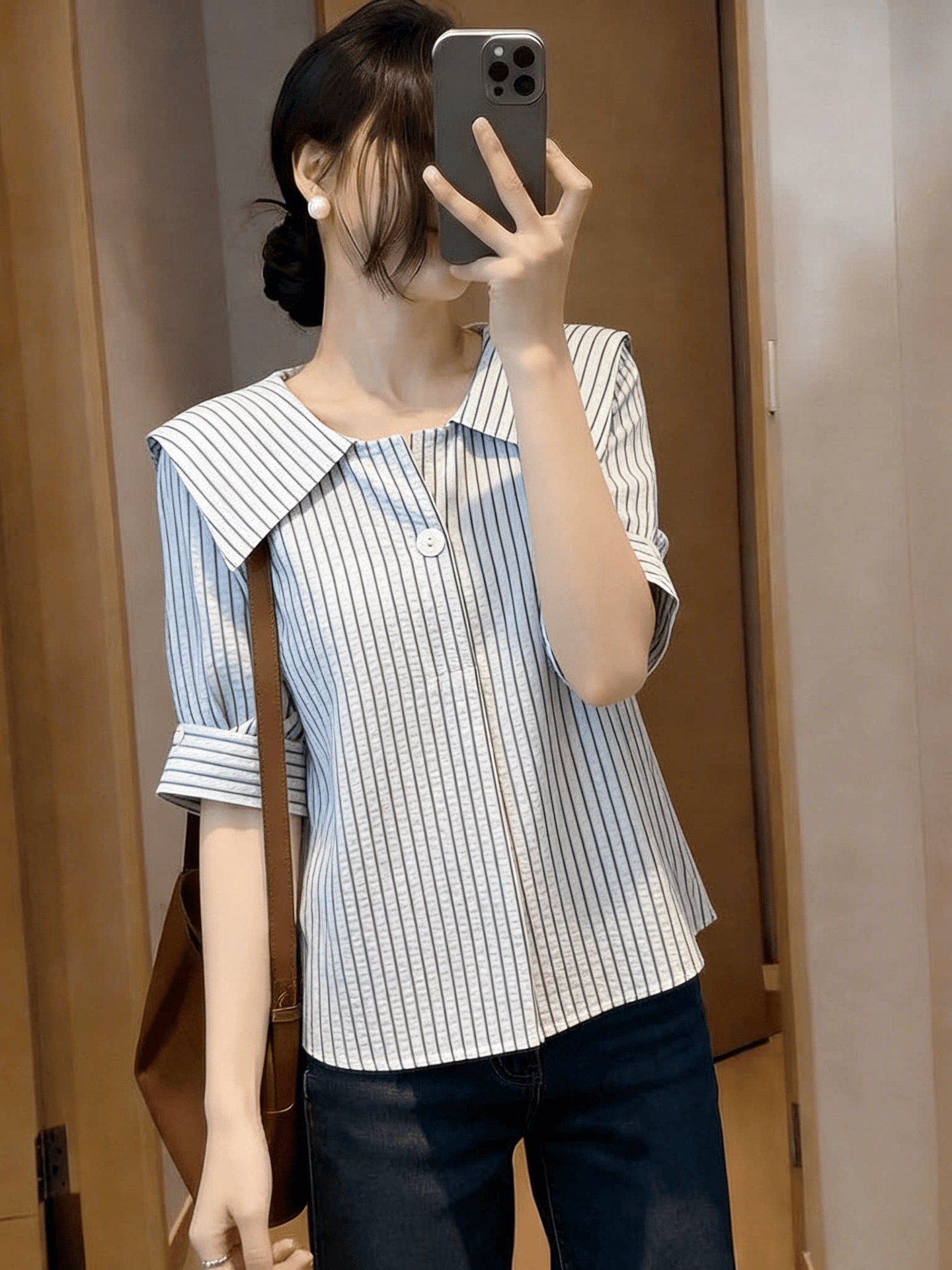 Áo sơ mi nữ tay ngắn cổ bẻ sọc hải quân phong cách Hàn Quốc — xanh lam