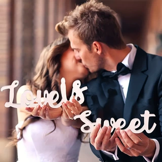 Love is sweet 套装婚礼木制摆件 餐桌摆件 拍摄道具爱情主题