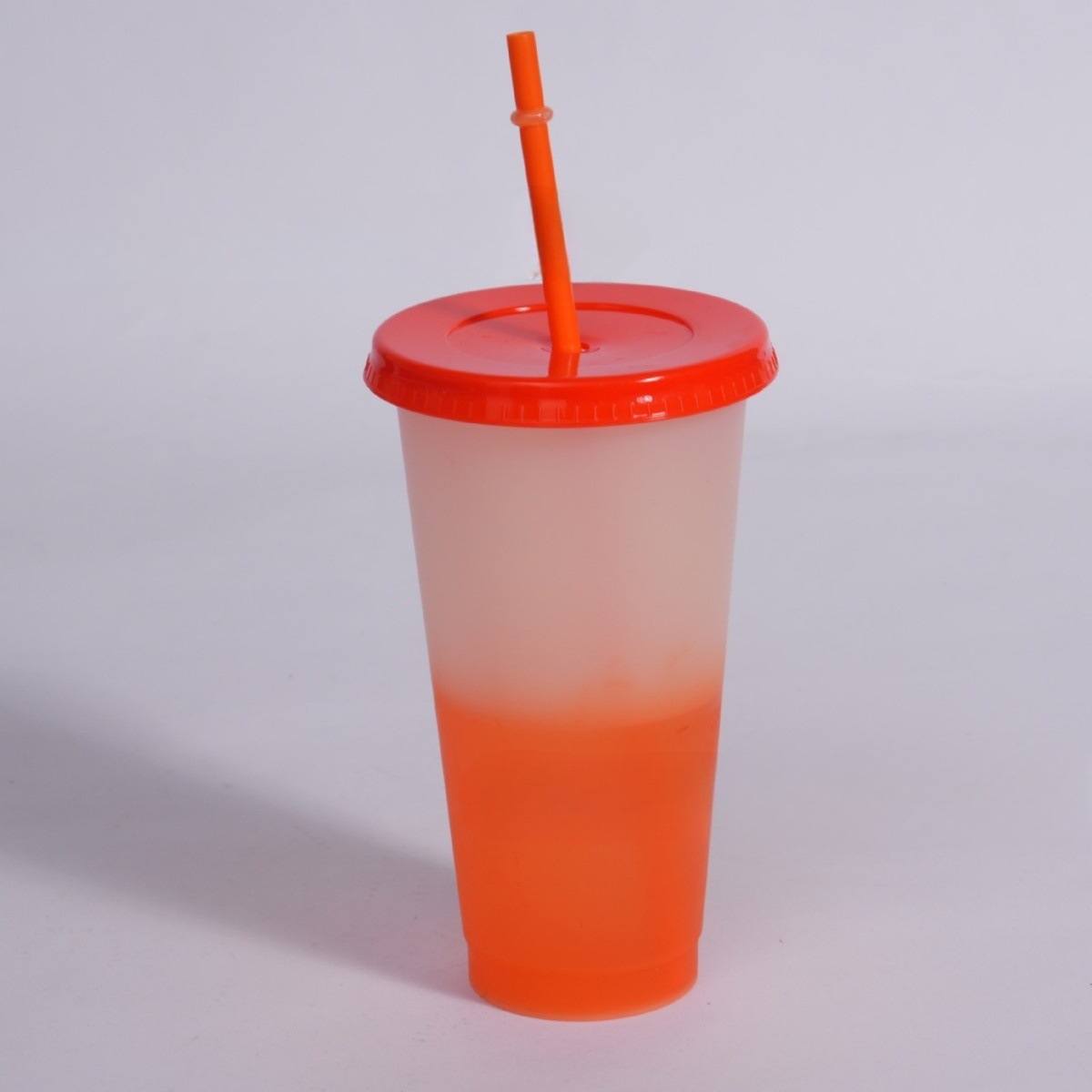 Taza de café de color sólido de estilo explosivo transfronterizo Taza de paja de plástico de verano de dibujos animados Taza de leche de bebida Taza de pareja