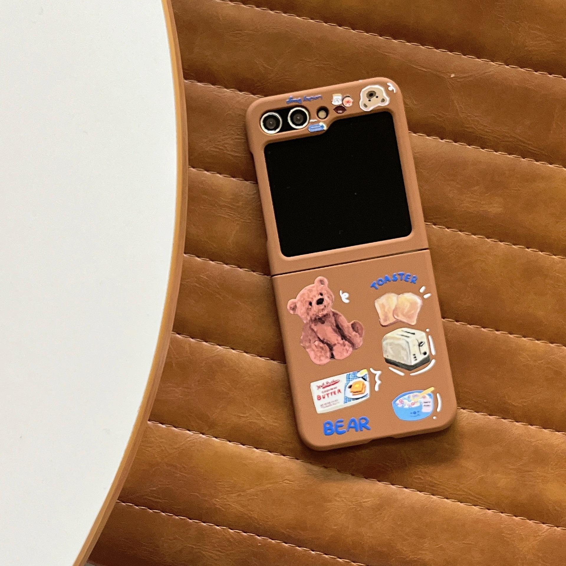 Japanese and Korean doll bear for Samsung zflip5 folding screen phone case GalaxyZFLIP3/4 protective case_voghion.com