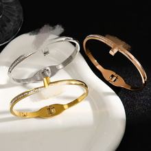 �W���羳�r���¿���ĸ�����CŮ�߼������֭h18K�����Ʒ����ɫ