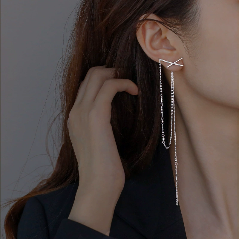 Серебряная игла, длинные маленькие серьги с кисточками, образец серебра 925, 2025 год, тренд сезона