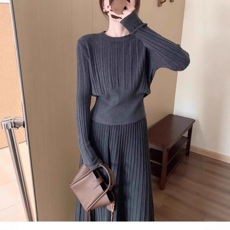 Kaning Korean-Style High-End Knitted Sweater Set 2026 Autumn Age-Reducing Knitted Top and Skirt Two-Piece Set