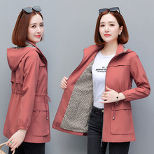 中长款连帽可拆卸风衣外套女春秋新款中年妈妈松紧宽松腰遮肉显瘦