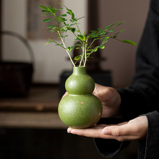 С����մɺ��J�廨ƿ���Ҳ����b�Ʒ��ؔ�[�������廨�����һ�ƿ