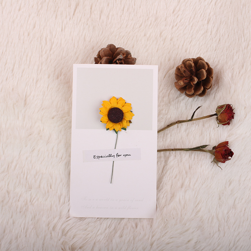 Valentine's Day Romantic Dried Flower Starry Sky Paper Date Festival Card display picture 10