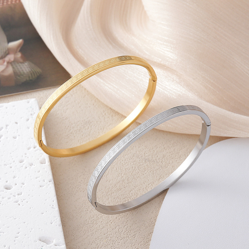 European and American New Cross-Border Hot Style Retro Fashion 4mm Electroplated 18K Gold Titanium Steel Greek Pattern Buckle Bracelet Wholesale