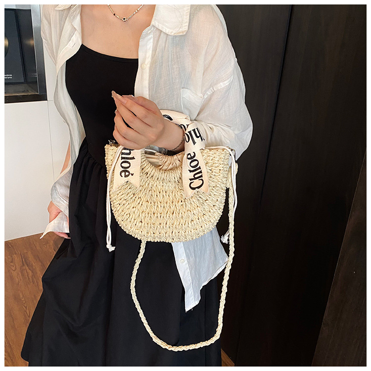 2025 New straw woven bag, large capacity, retro straw woven bag, basket style, casual and versatile beach bag for women undefined