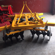 20片圆盘耙    轻型圆盘耙   禹城红日机械供应对置轻耙   圆盘犁