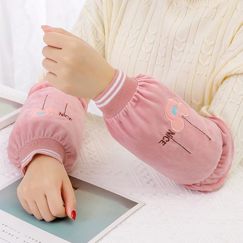 New Korean style anti-fouling women's autumn and winter sleeves cartoon velvet short student sleeves adult street stall sleeves wholesale