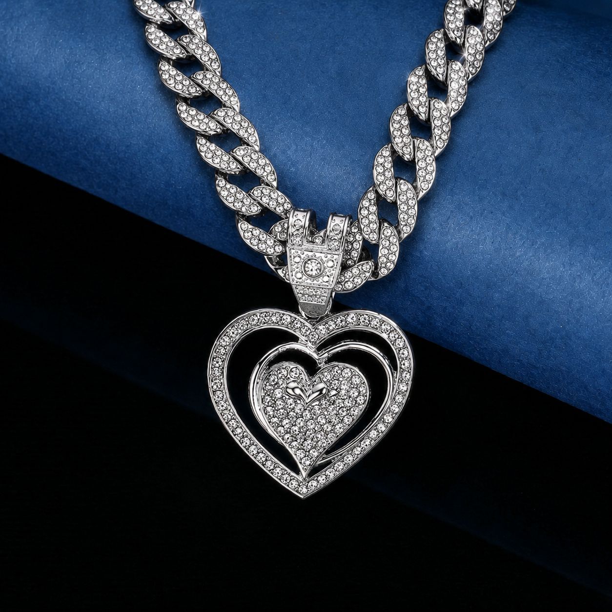 Transfronterizos nuevos personalidades calientes en el amor collar cubano parejas europeas y estadounidenses fabricantes de collares hip-hop de lujo al por mayor