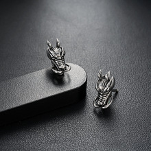 中国龙耳钉男潮复古轻奢高级感百搭钛钢耳环女士时尚小众耳饰批发