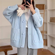 跨境秋冬新款慵懒风针织开衫牛角扣麻花宽松软糯大码加厚针织衫女