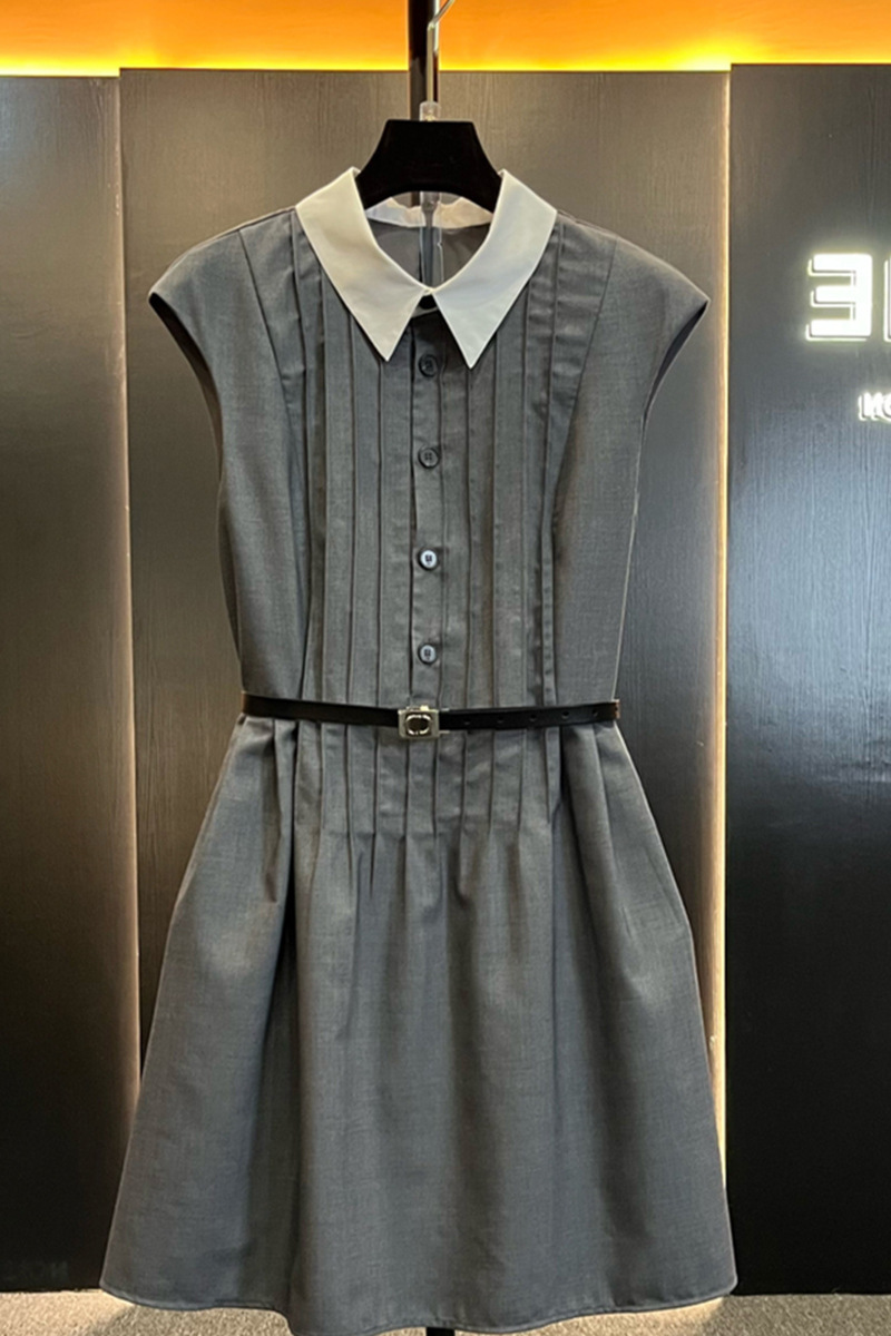 Váy liền thắt lưng cổ polo không tay dáng midi chất liệu cotton phối thắt lưng — Màu xám chi tiết 1