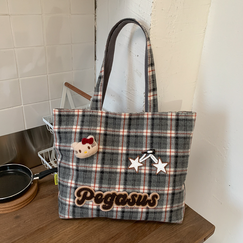 2025 Autumn Retro Korean Cute Plaid Tote Bag Student Large Capacity Shoulder Bag College Style Handbag 2025 Autumn Retro Korean Cute Plaid Tote Bag Student Large Capacity Shoulder Bag College Style Handbag