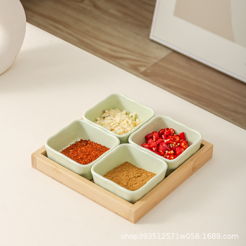 우유 녹색 4 그리드 로그 플레이트