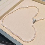 超级性价比的akoya 短款毛衣链蛇形毛衣链5-6mm近圆海水珠S925银