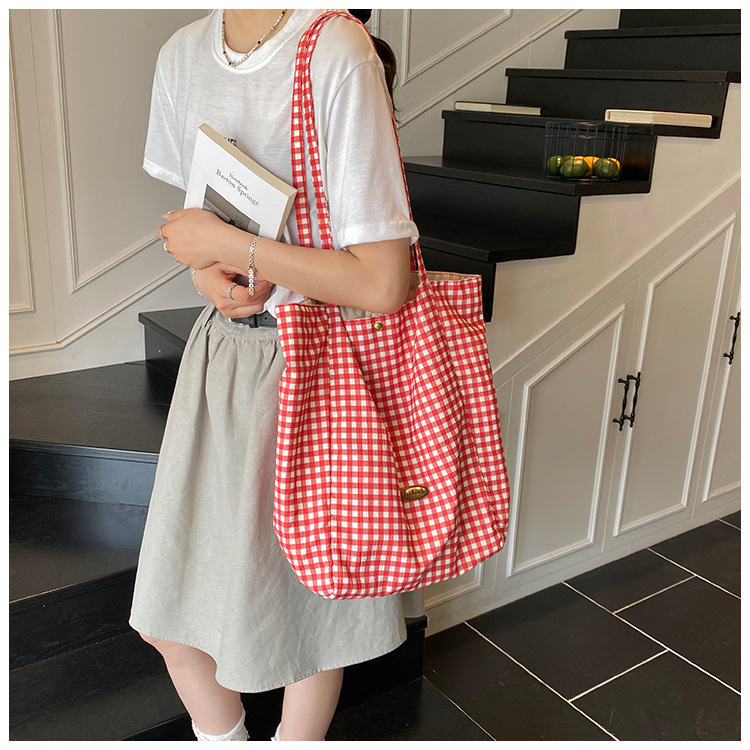 ins Korean-style laid-back single-shoulder bag, casual large-capacity black and white checkered tote bag, student commuting backpack for classes undefined