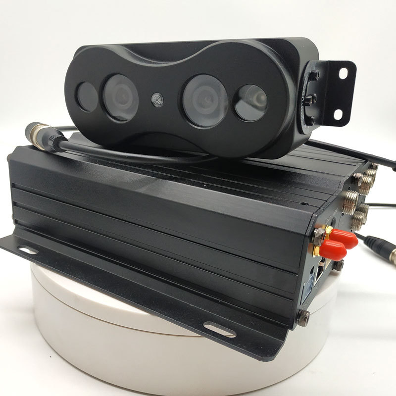 大巴双门车载客流人数统计录像机工厂监控高清 4路 4G GPS H265