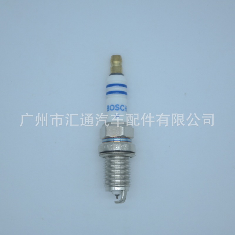 Factory direct car spark plug F8DPP33 Mercedes-Benz spark plug A004159190326 for GLK series Factory direct car spark plug F8DPP33 Mercedes-Benz spark plug A004159190326 for GLK series