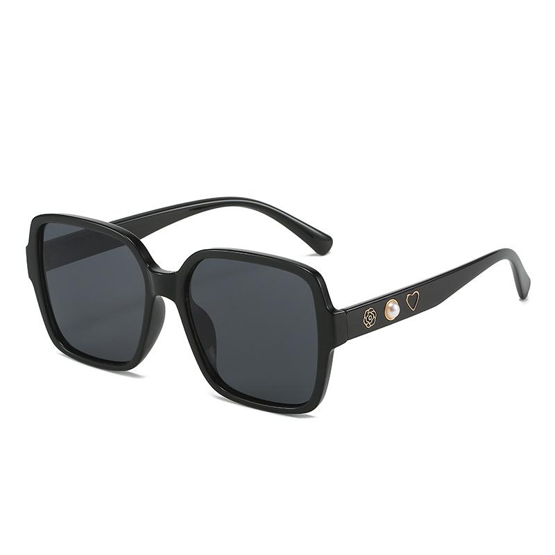 Nueva caja de celebridades en línea estilo Chanel Perla amor Camelia gafas de sol retro anti-azul gafas de luz fabricante 5000