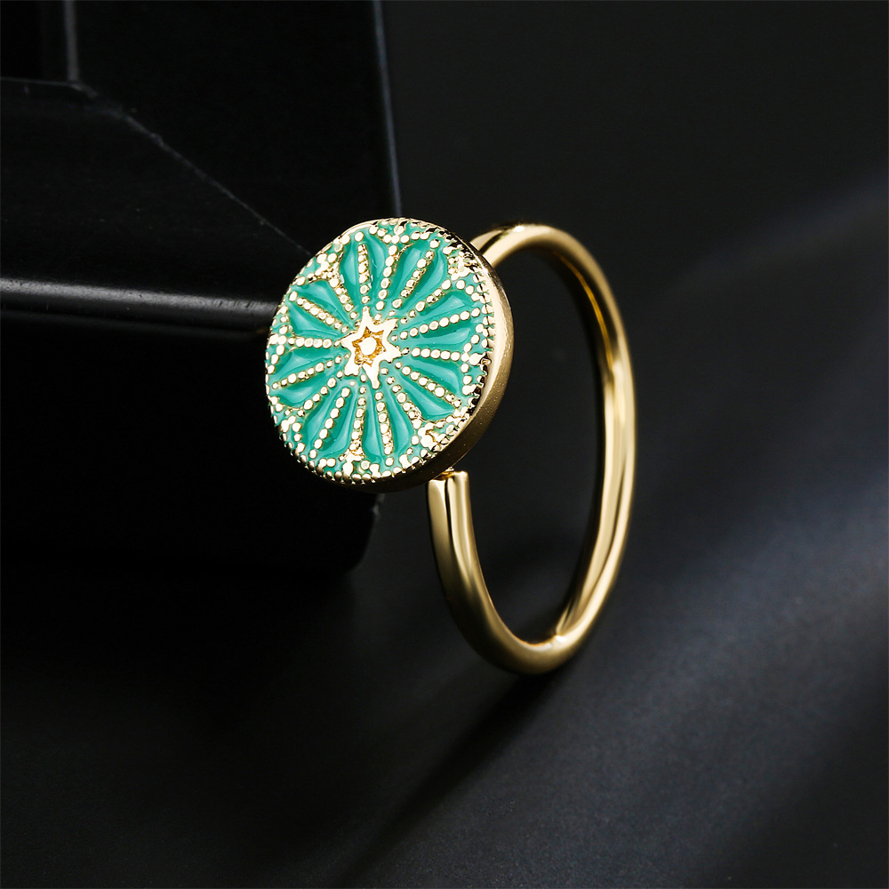 Fashion Green Dripping Oil Rotatable Ring Golden Copper Ring Wholesale display picture 4