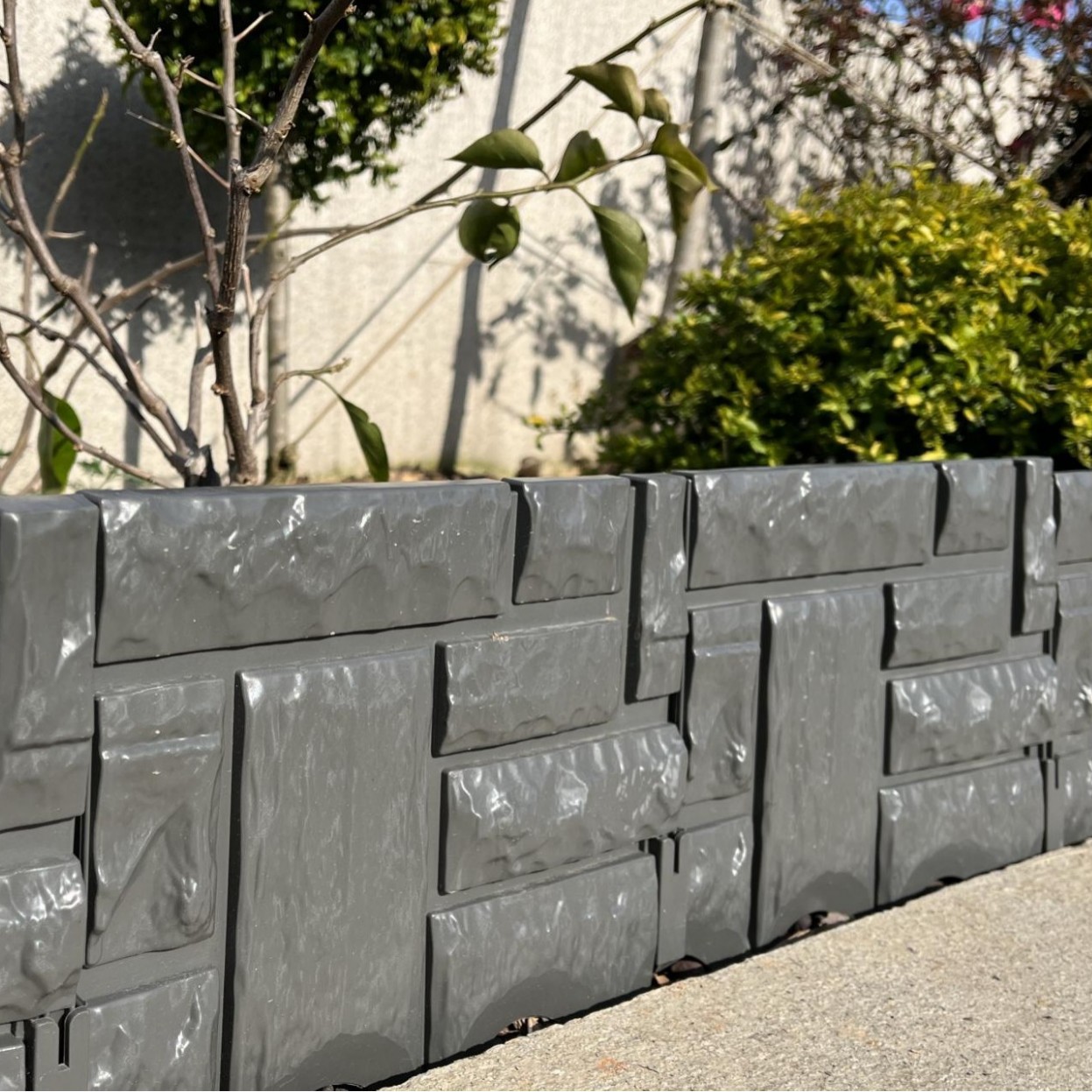 Suministro directo de fábrica valla negro valla al aire libre planta verde patio valla césped jardín jardinería valla al por mayor