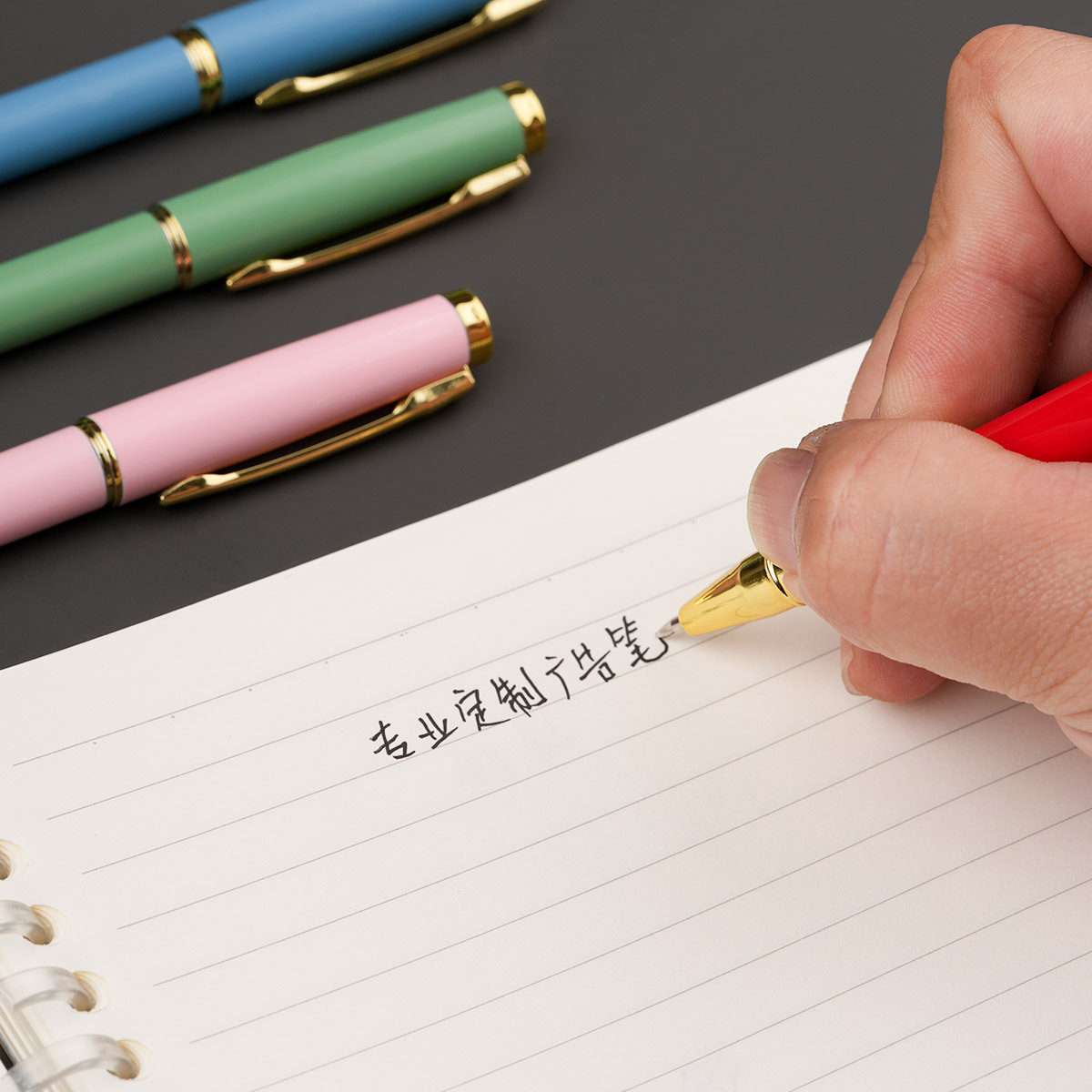 Bolígrafo de gel metálico de lujo y alta gama con logotipo personalizable, bolígrafo de alta calidad para oficina y negocios, bolígrafo de tinta de flujo suave para regalo. image 5
