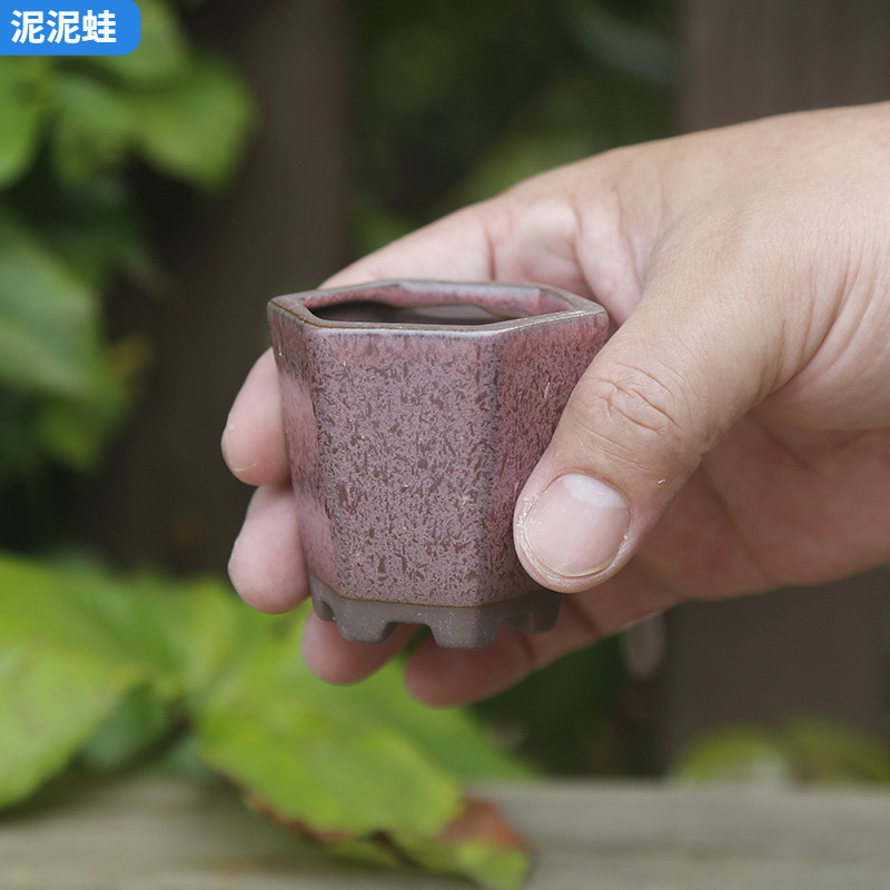 親指のたらいのミニ手作りは紫砂の粗い陶陶磁器の桃の卵の葉をまねて苗を挿します。|undefined