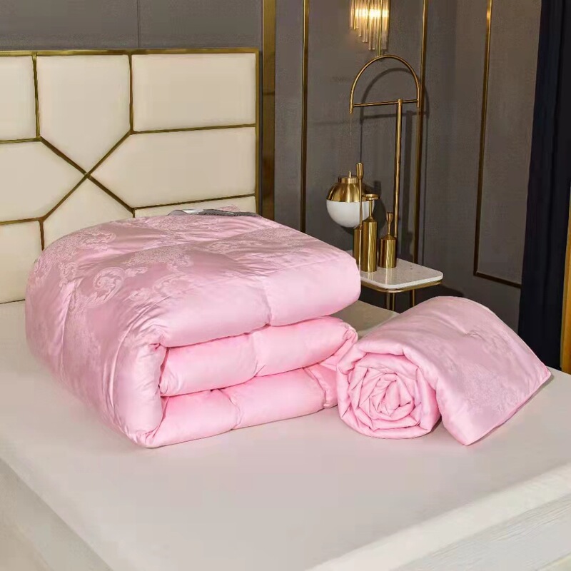 Two-in-one quilt silk duvet 95 white goose down mulberry silk quilt core double autumn and winter cotton quilt wholesale Two-in-one quilt silk duvet 95 white goose down mulberry silk quilt core double autumn and winter cotton quilt wholesale