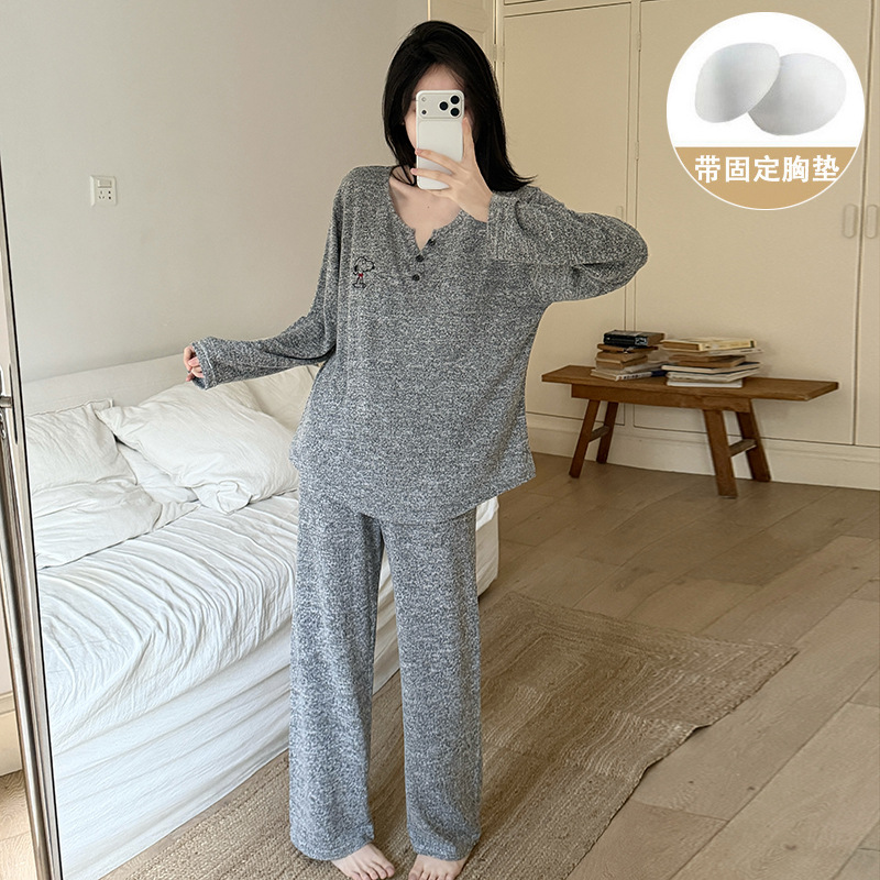 2026新款春秋季天彩棉睡衣女士可爱带胸垫长袖简约休闲家居服套装