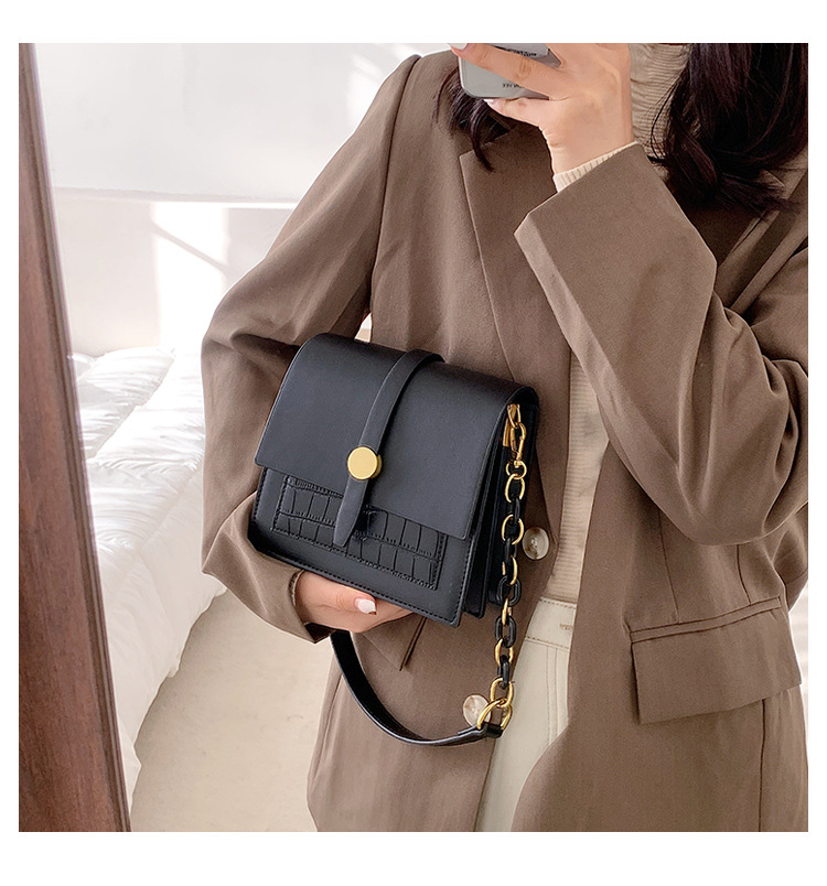 Fashion Single Shoulder Messenger Small Square Bag display picture 6