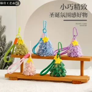 Christmas atmosphere knitted woolen small pendants, car pendants, handmade knitted finished products, woolen Christmas tree small gifts