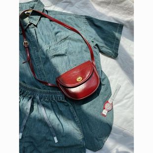 �¿�͹Ű��tɫб�����A�η��w���߼���С���R����Ů ����؛Դ