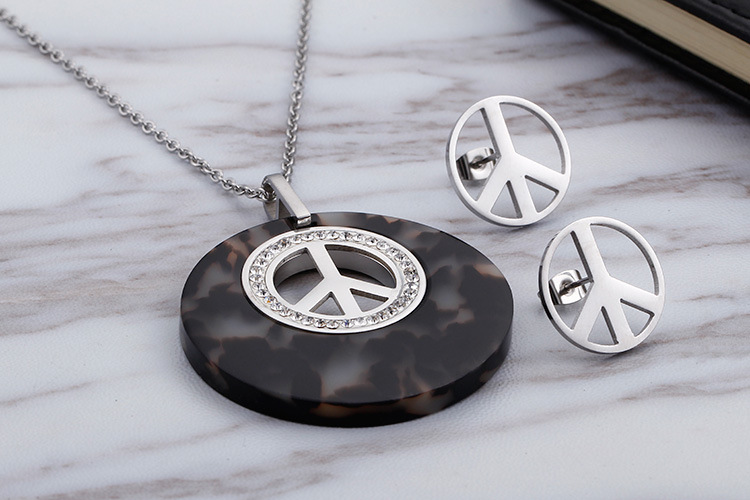 Fashion Water Droplets Heart Shape Titanium Steel Inlay Rhinestones Earrings Necklace 1 Set