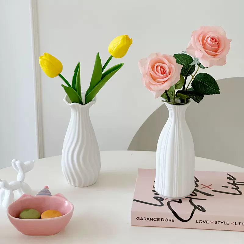 现代陶瓷干花花瓶小清新满天星水培摆件白色客厅插花北欧家居装饰