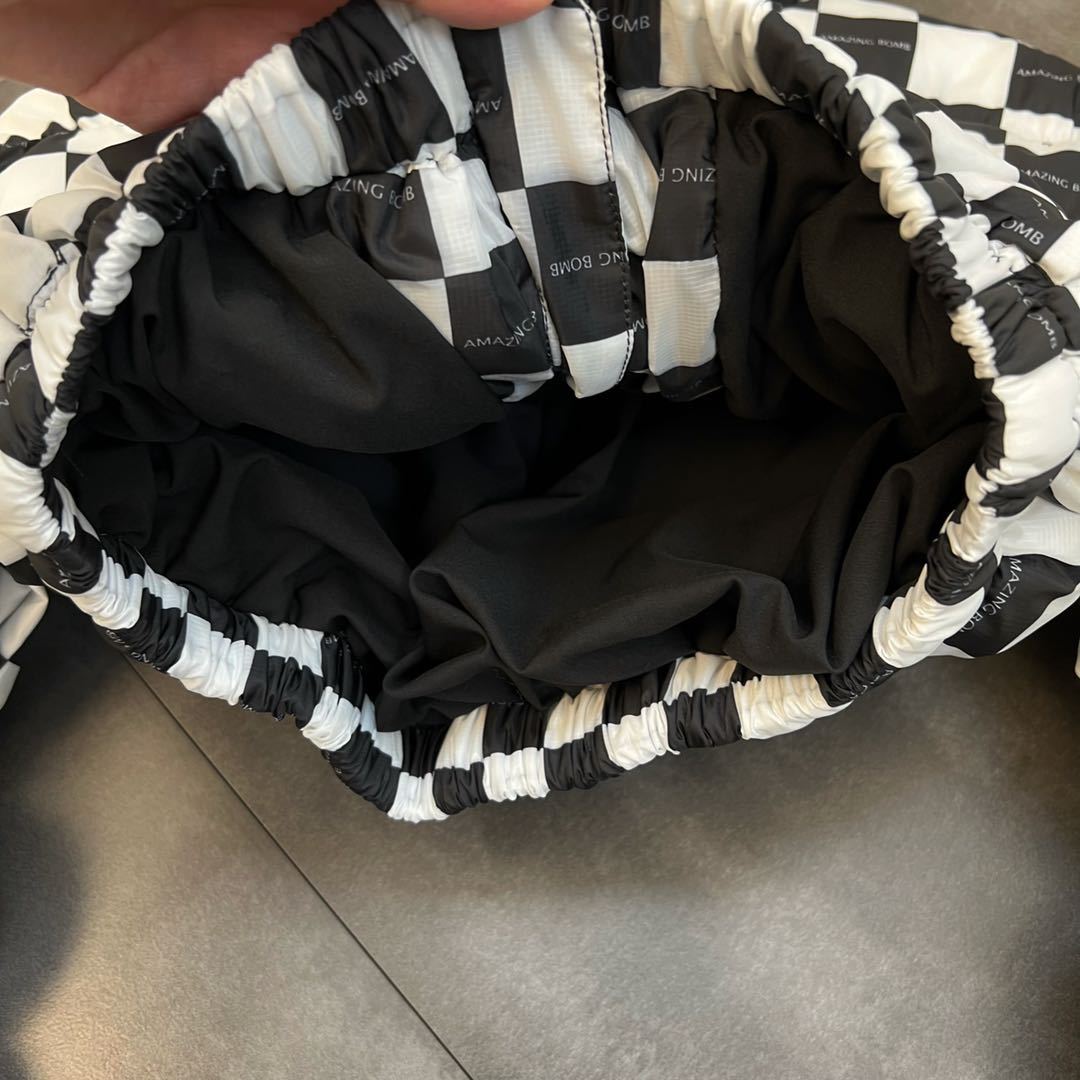Niñas Invierno nueva ropa acolchada de algodón de estilo coreano collar de pie de manga larga de burbuja suelta elástico corto de moda cremallera ropa acolchada de algodón para niños