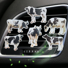 新款奶牛亚克力汽车香水装饰夹子车载动物空调出风口装饰
