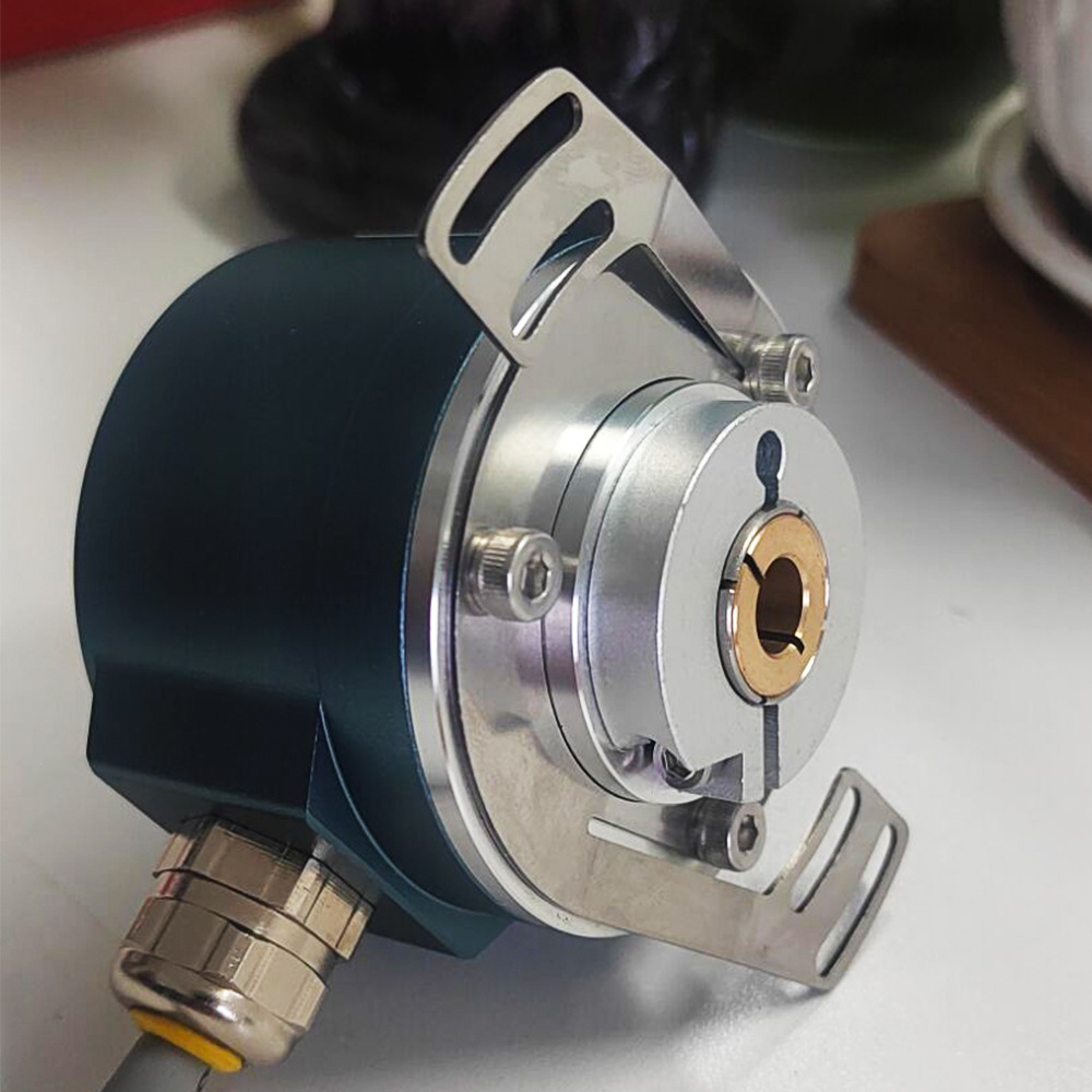 伺服电机编码器8级光电感应信号铜锥轴法兰专业编码器厂家工业级