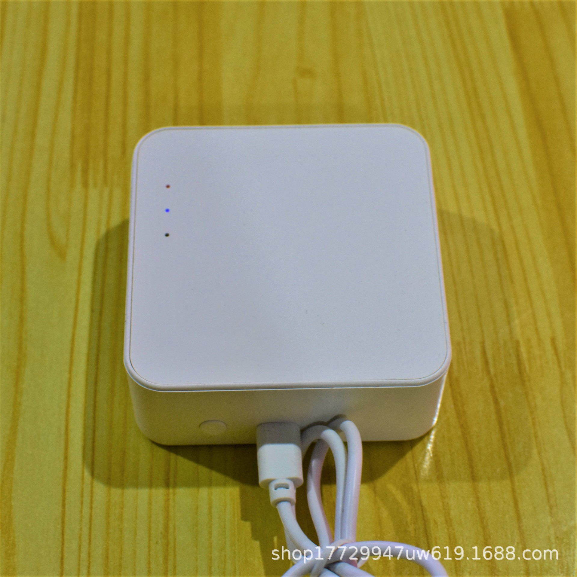 涂鸦无线网关Zigbee3.0 + Bluetooth蓝牙MESH网关无线多模网关