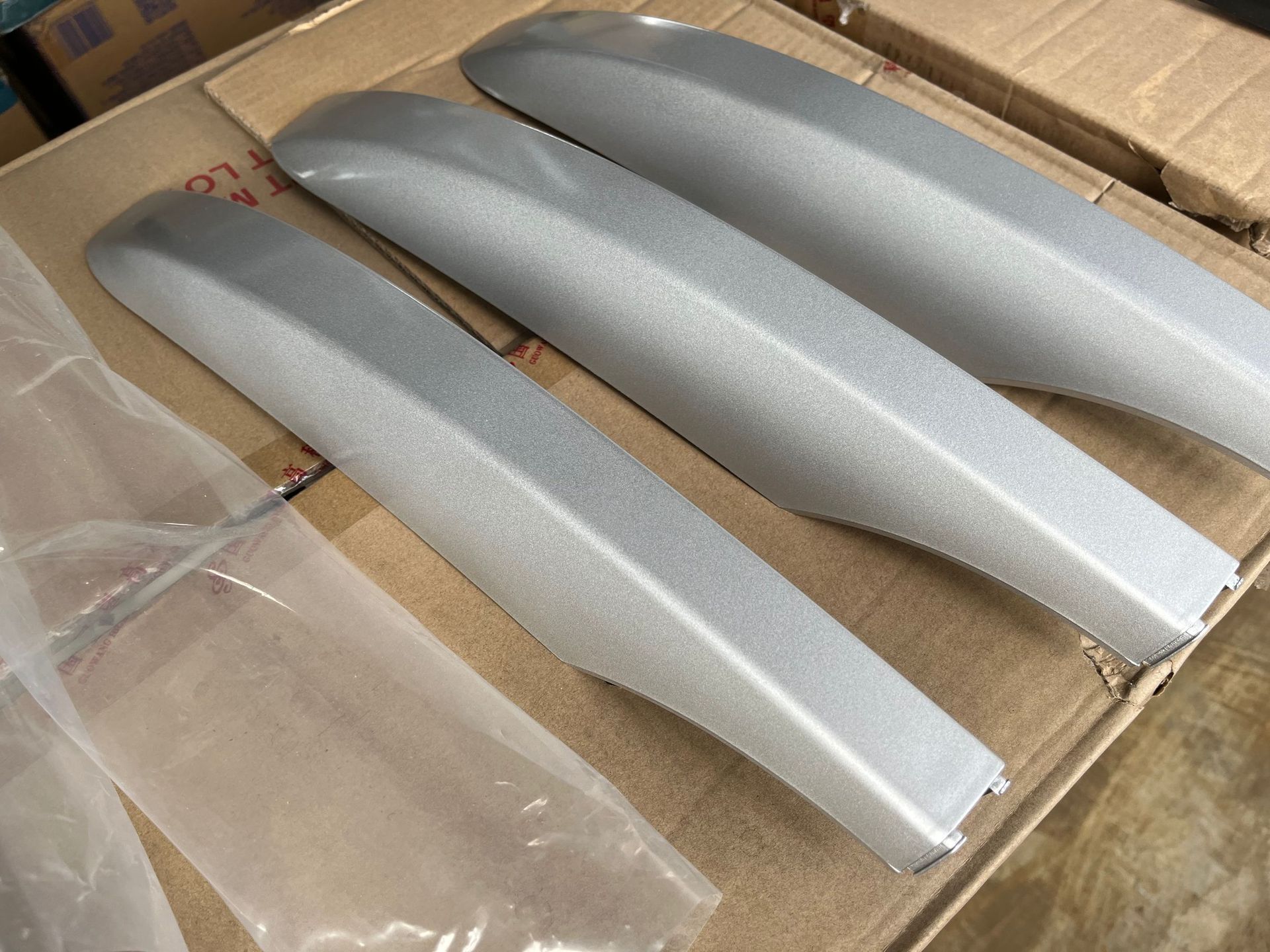 Suitable for Hyundai IX35 luggage rack cover, ix35 roof luggage rack cover, luggage rack cover panel accessories