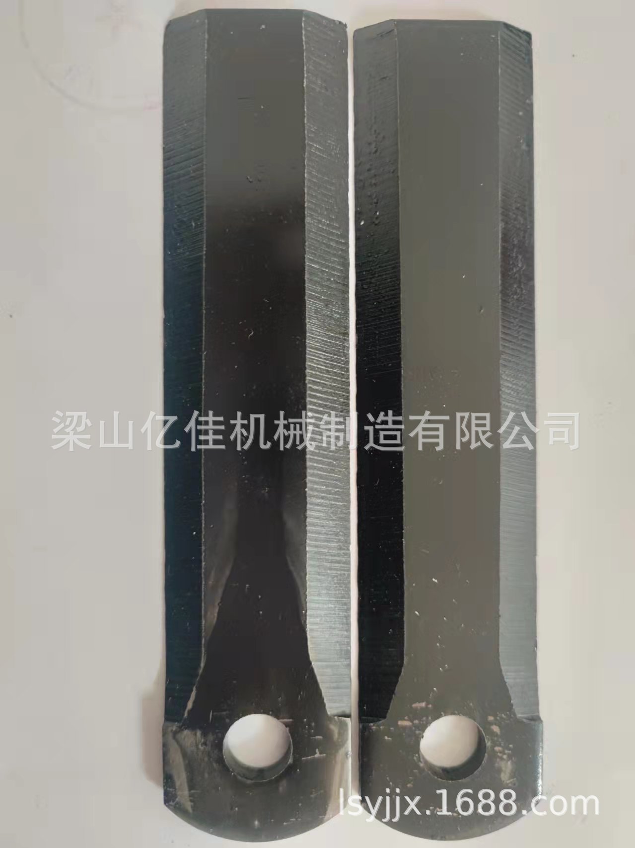 2022厂家批发零售   粉碎机刀片  粉碎刀具   割草机刀片