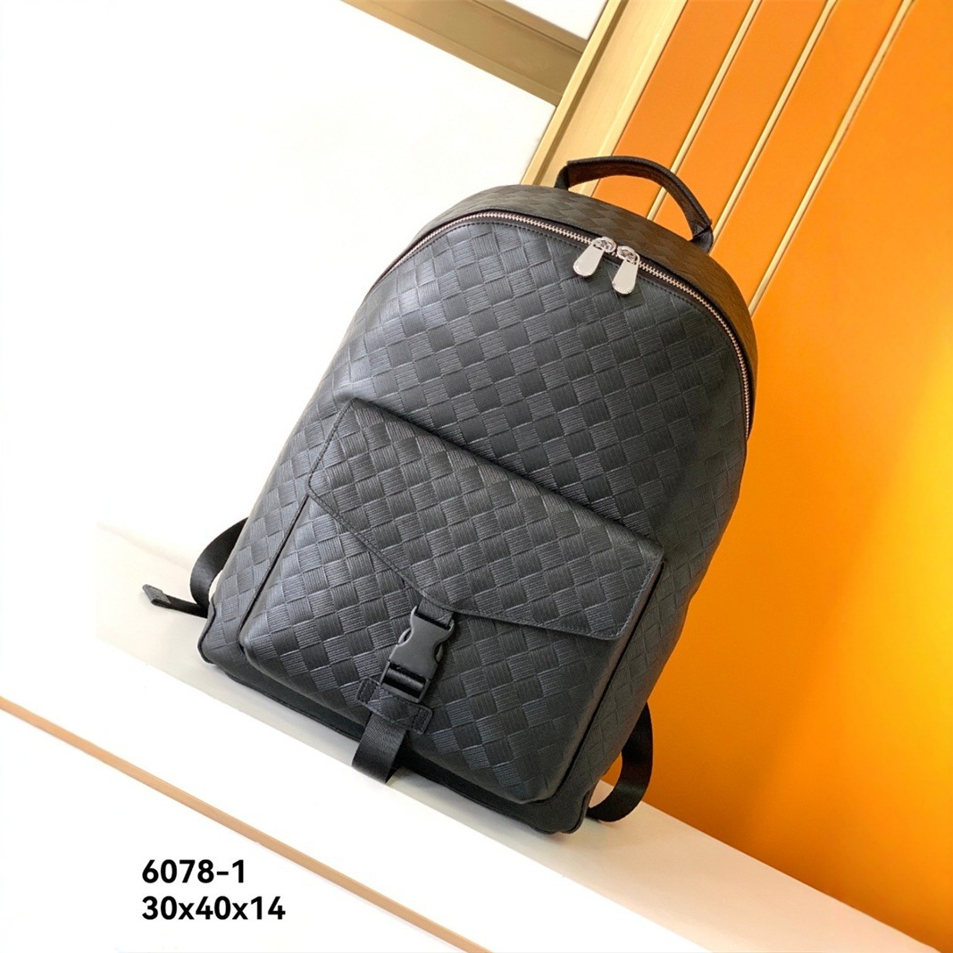Mochila de gama alta capa superior de piel de vaca mochila casual para hombre bolso de tela de alta fibra para hombre bolso de mochila portátil de todo fósforo transfronterizo