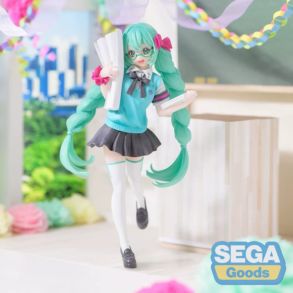 Фигурка (TAITO) Hatsune Miku 16th anniversary длинноволосая принцесса, предкрашеная ≈18 см