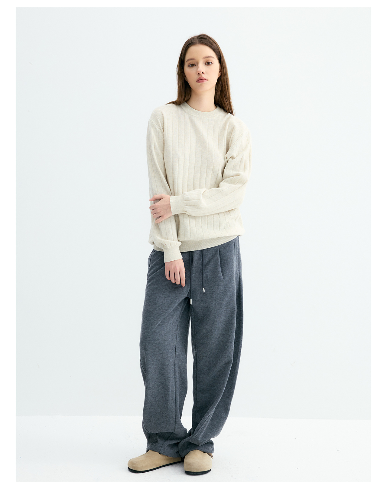 UNF 250g Loose Crew Neck Knit Sweater