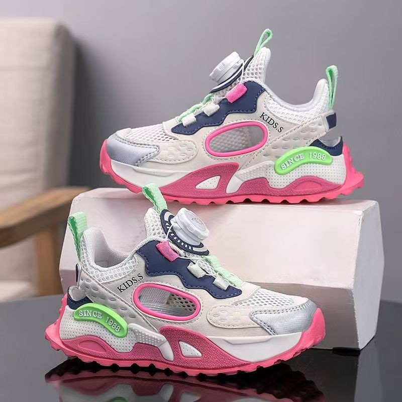 Sandalias para niñas 2025 nuevos zapatos casuales para niños de verano zapatos de malla de aire huecos para niños zapatos deportivos para niños de mediana edad image 3