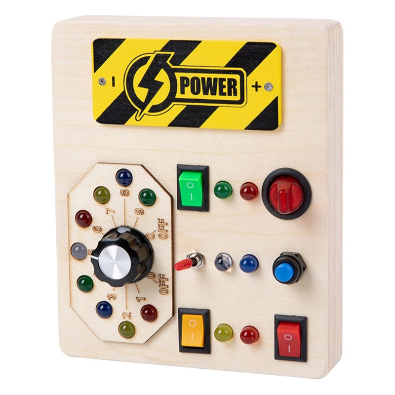 Los niños transfronterizos de madera educativos de educación temprana juguetes de madera ocupado con manos capacidad interruptor toma LED luz ocupado tablero ocupado