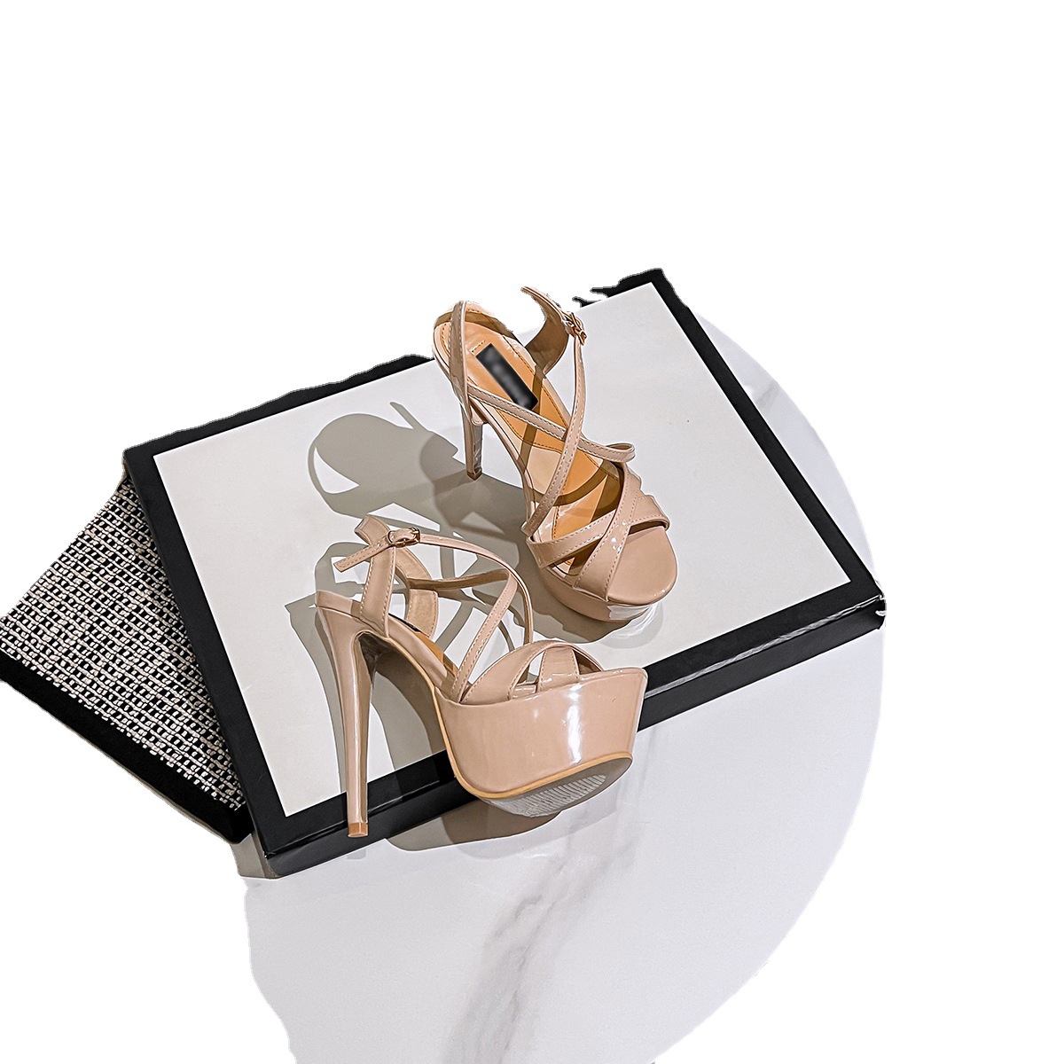 Tacones transfronterizos Amazon pole dance tacón de aguja europea y americana Correa plataforma Sandalias de tacón alto temperamento