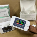 跨境LK89血氧饱和度监测仪 指脉氧心率计手指夹式脉搏血氧仪TFT屏