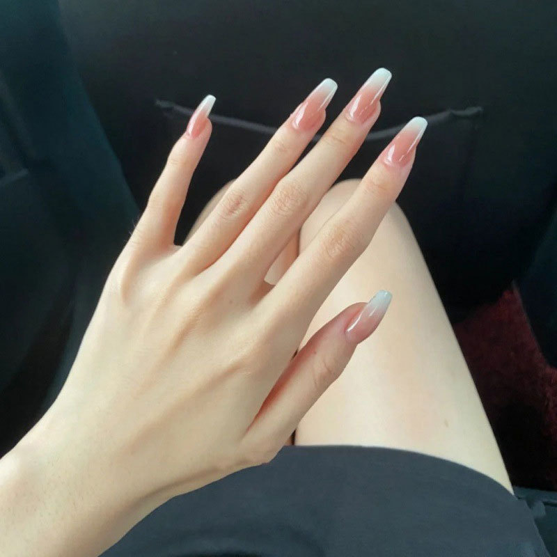 Parches de uñas largos trapezoidales blancos estilo francés, parches de uñas especiales para arte de uñas de verano fresco, hechos a mano.